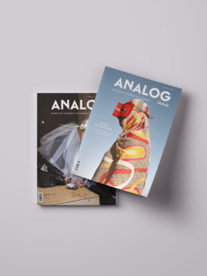 Dwie-okl-mockup Analog 01 - dwie okładki